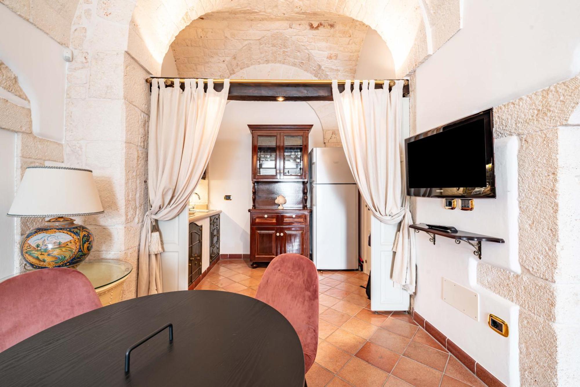 Alma Apuliae By Rentbeat Apartment Ostuni Ngoại thất bức ảnh