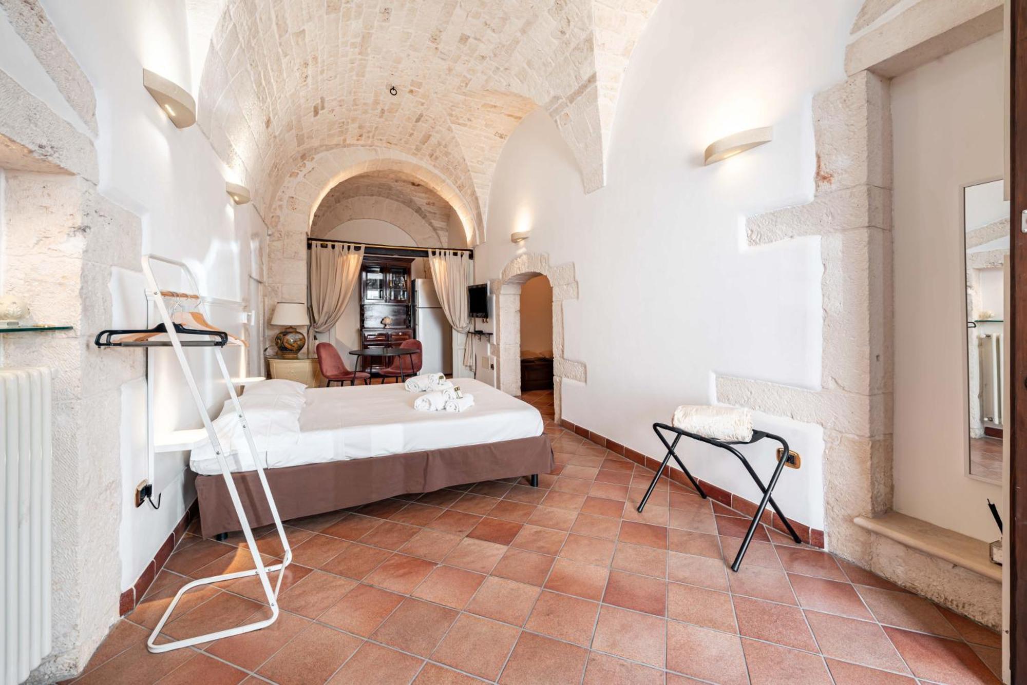 Alma Apuliae By Rentbeat Apartment Ostuni Ngoại thất bức ảnh