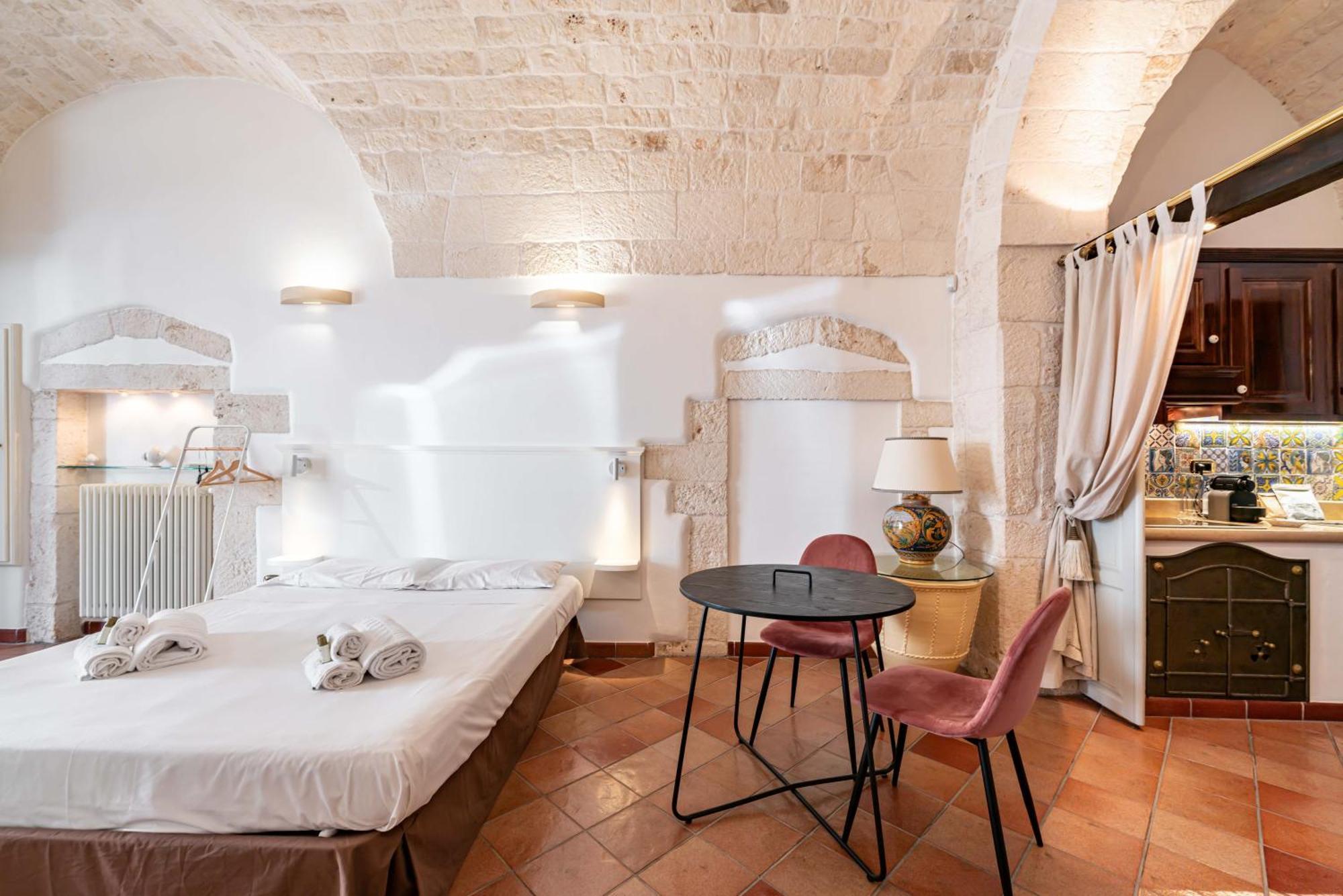 Alma Apuliae By Rentbeat Apartment Ostuni Ngoại thất bức ảnh